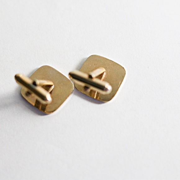 Men’s vintage gold tone cuff links - Picture 2 of 2